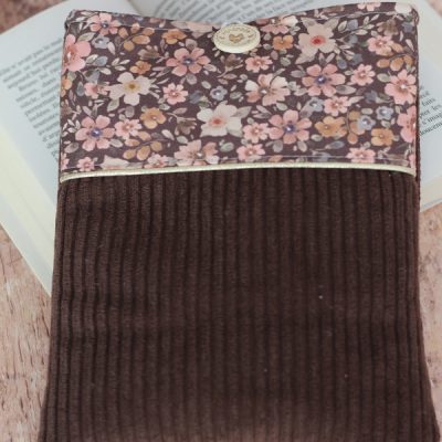 Pochette à Livre Brun Apolline Détails