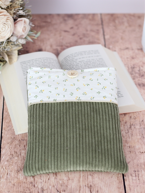 Pochette Ă Livre Kaki Tulipes