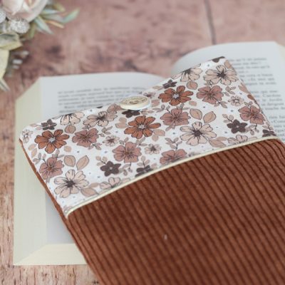 Pochette à Livre Rouille Léonce Détails