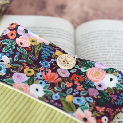 Pochette à Livre Vert Acide Burgundy Détails