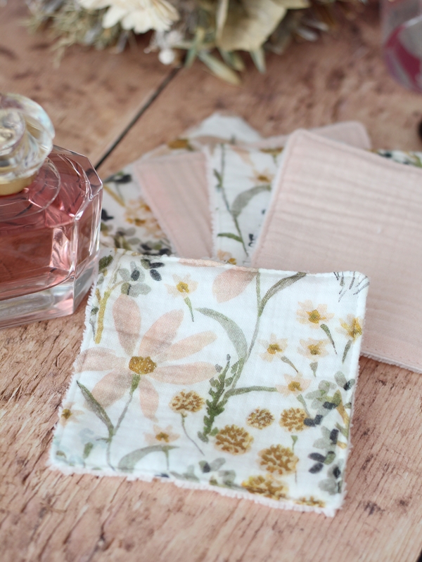 LINGETTES BOHEMIAN Détails LINGETTES BOHEMIAN Détails