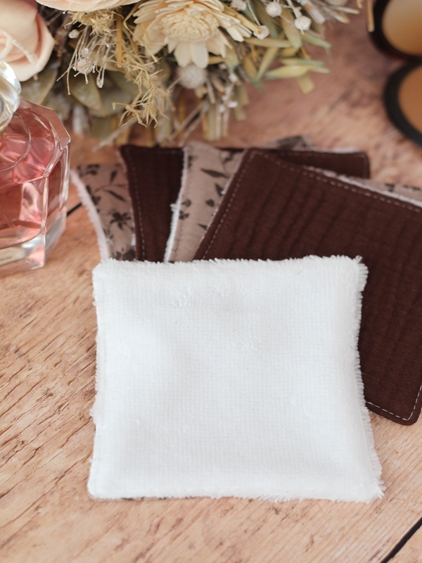 LINGETTES CARMEN CHOCOLAT DOS LINGETTES CARMEN CHOCOLAT DOS