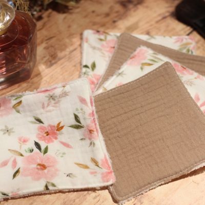 LINGETTES FLEURS ROSES Détails