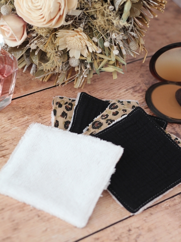 LINGETTES KARLI NOIR DOS LINGETTES KARLI NOIR DOS