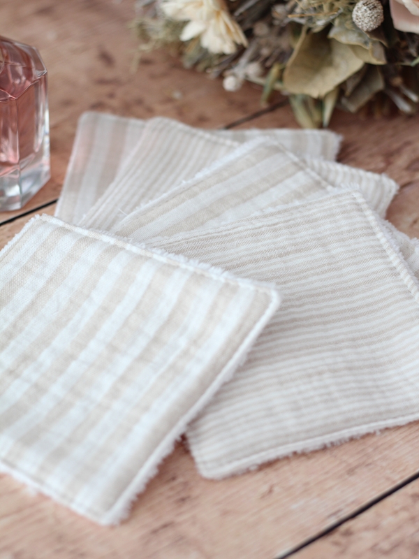 LINGETTES RAYURES BEIGE Détails LINGETTES RAYURES BEIGE Détails
