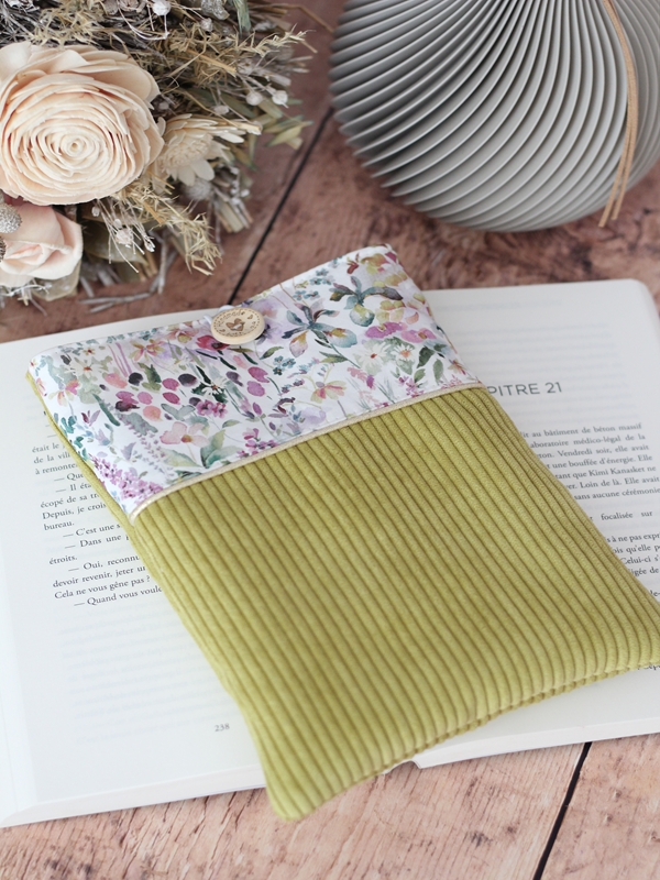 Pochette à Livre Velours Vert Felda Pochette à Livre Velours Vert Felda